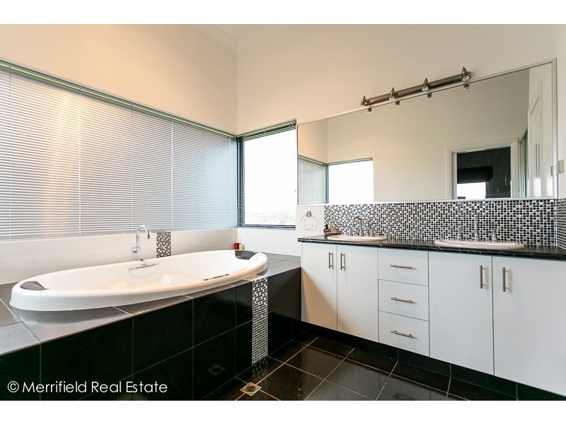 102 Randell Crescent, Warrenup WA 6330