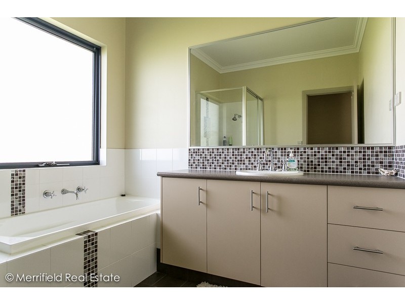 102 Randell Crescent, Warrenup WA 6330