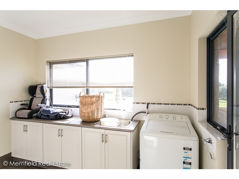 102 Randell Crescent, Warrenup WA 6330