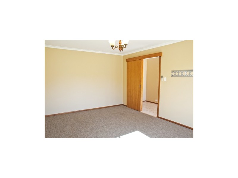 27 Sherwood Drive, Mckail WA 6330
