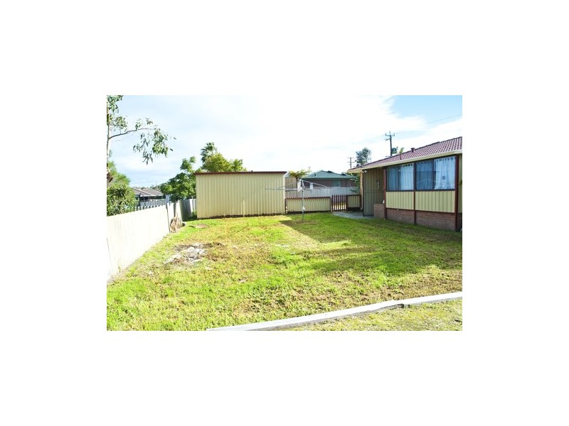 27 Sherwood Drive, Mckail WA 6330