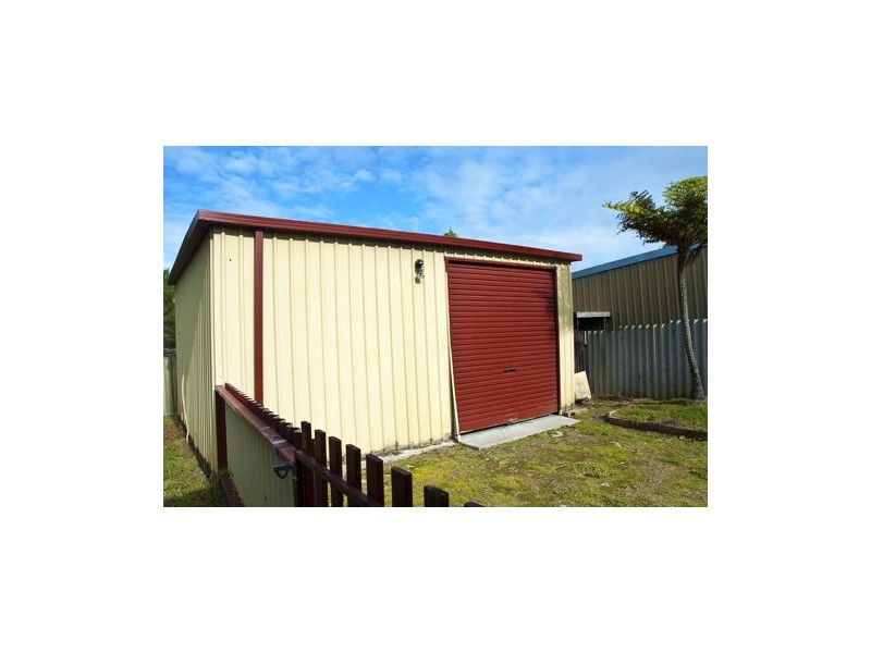 27 Sherwood Drive, Mckail WA 6330