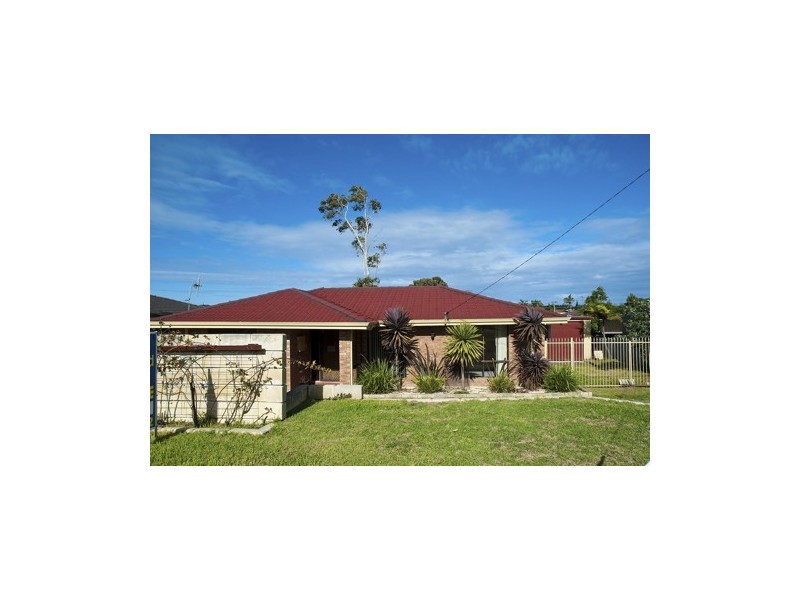 27 Sherwood Drive, Mckail WA 6330