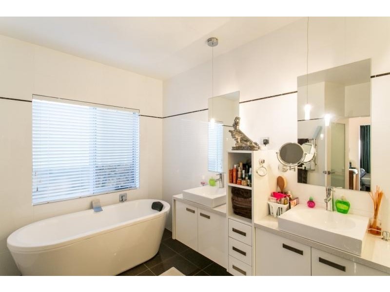 75a Sydney Street, Yakamia WA 6330