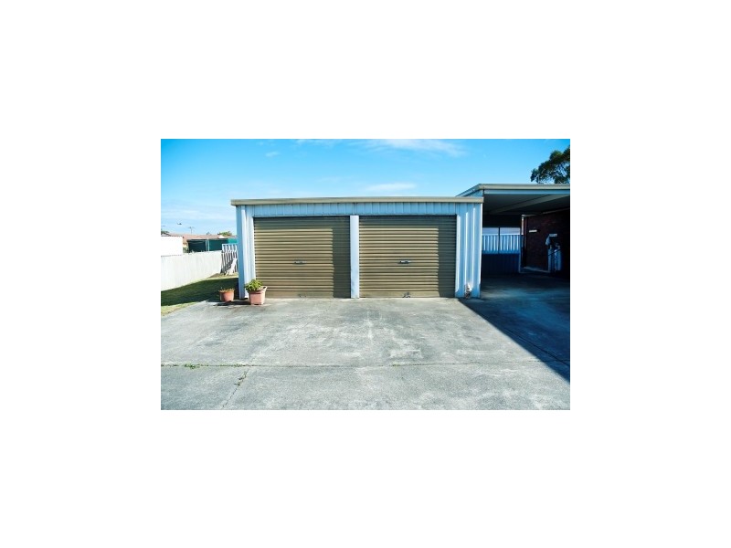 15 Sherwood Drive, Mckail WA 6330