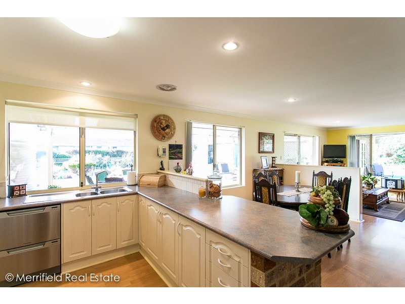 14 Parmelia Way, Mckail WA 6330