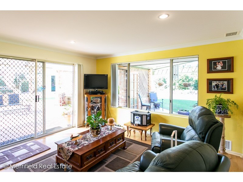 14 Parmelia Way, Mckail WA 6330