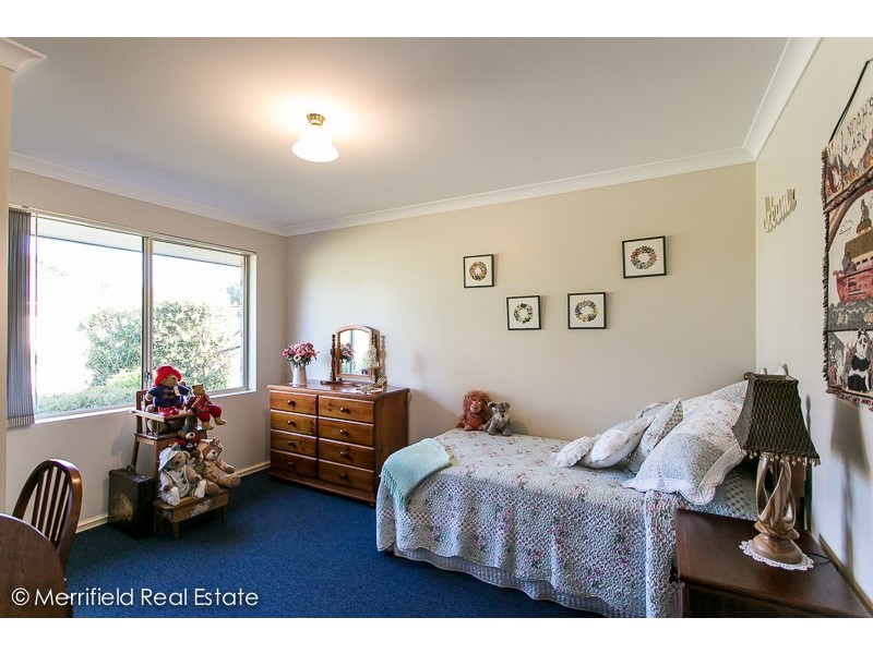 14 Parmelia Way, Mckail WA 6330