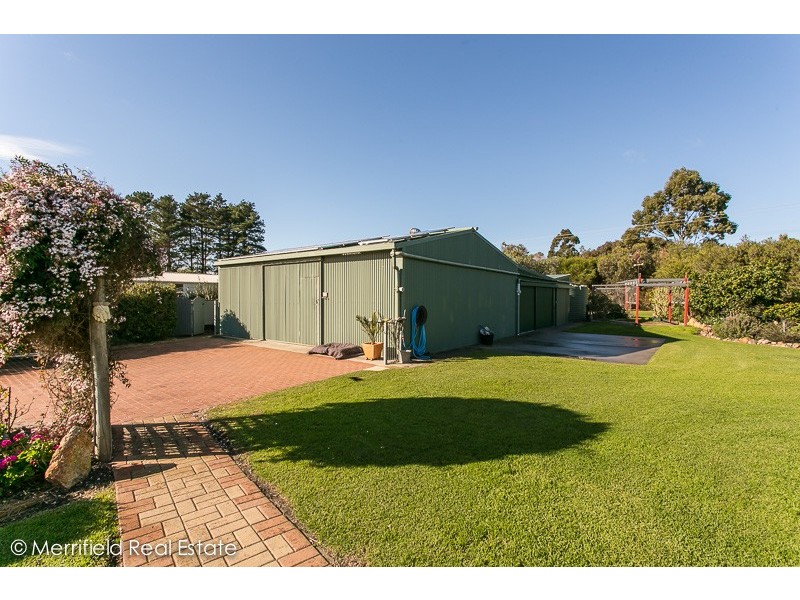 14 Parmelia Way, Mckail WA 6330