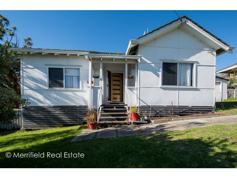 16 Wellington Street, Mount Melville WA 6330