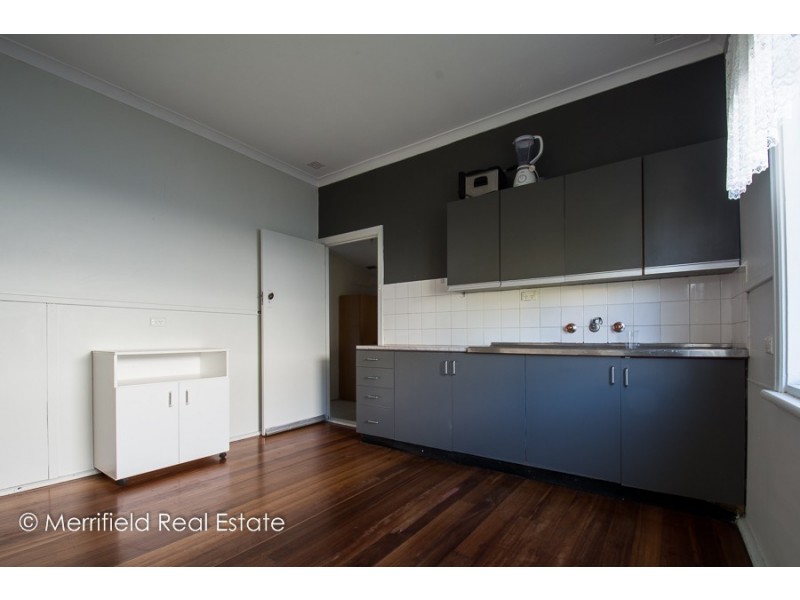 16 Wellington Street, Mount Melville WA 6330