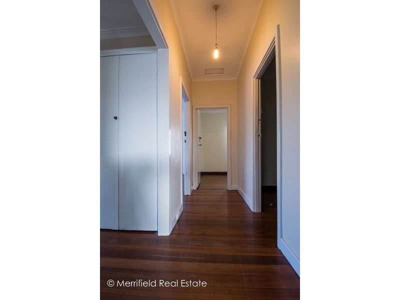 16 Wellington Street, Mount Melville WA 6330