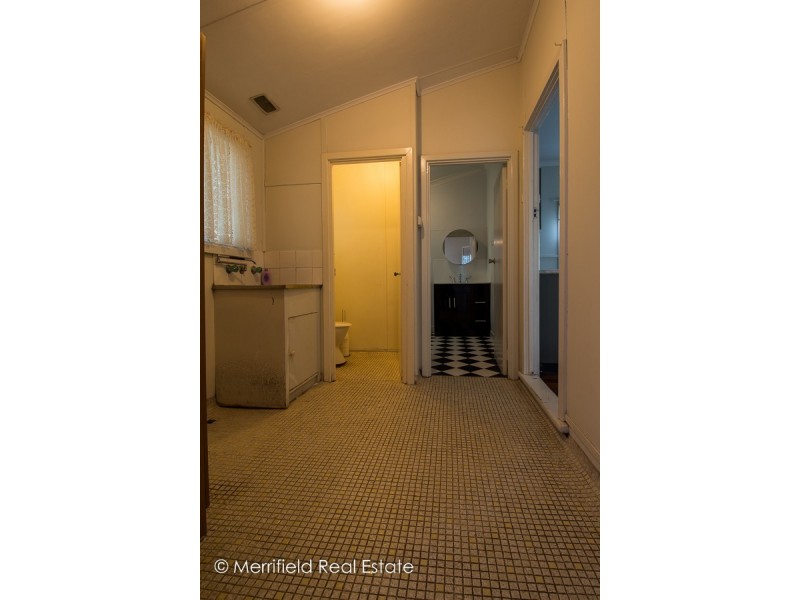 16 Wellington Street, Mount Melville WA 6330