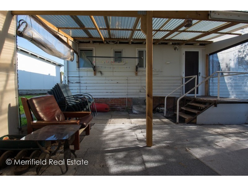 16 Wellington Street, Mount Melville WA 6330