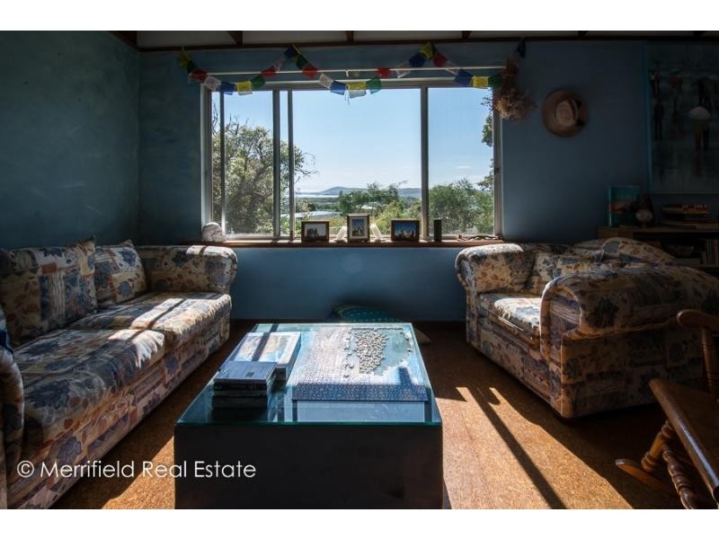 2 St Georges Crescent, Goode Beach WA 6330