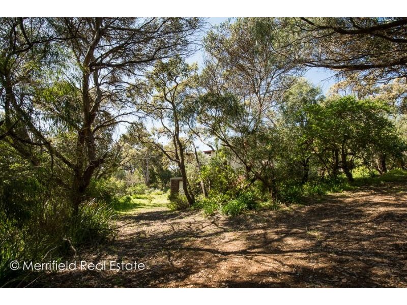 2 St Georges Crescent, Goode Beach WA 6330