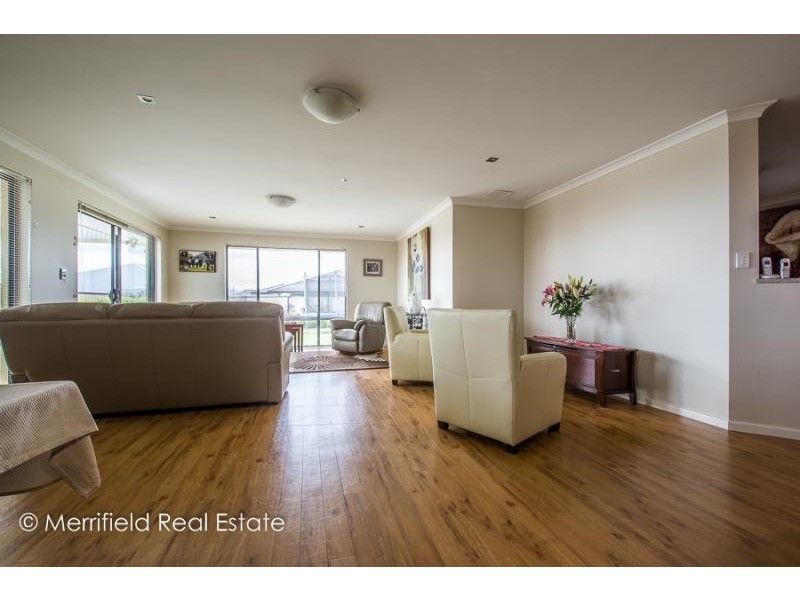 28 Ethereal Drive, Mckail WA 6330