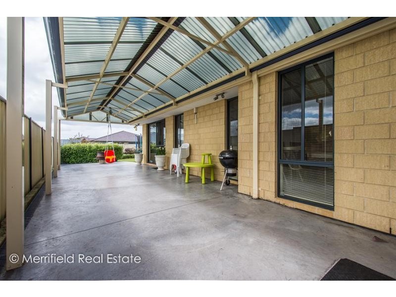 28 Ethereal Drive, Mckail WA 6330