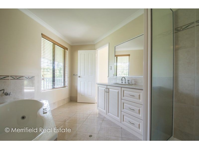 32 Milne Close, Lower King WA 6330