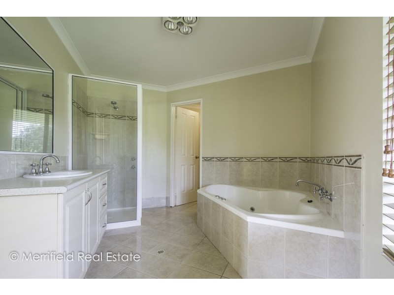 32 Milne Close, Lower King WA 6330