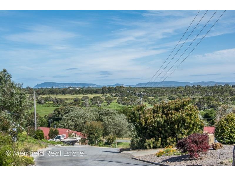 12 Franklin Court, Bayonet Head WA 6330