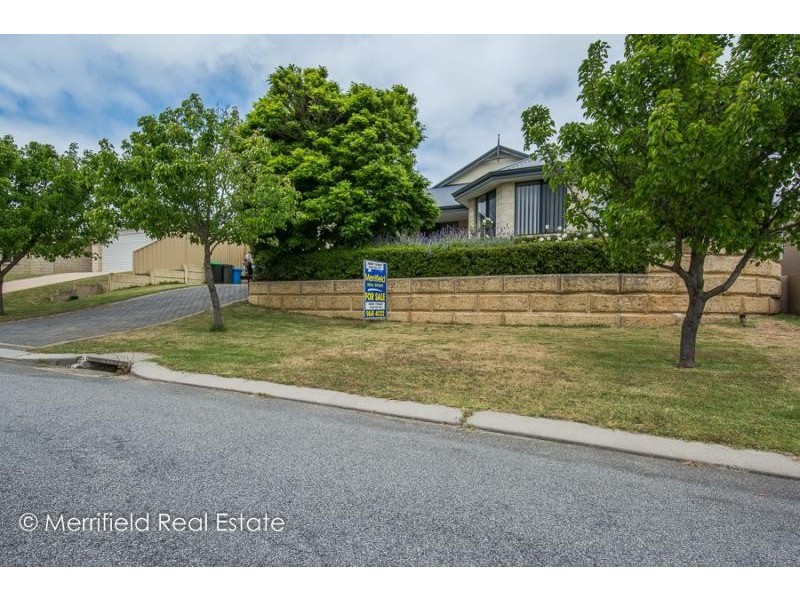 6 Pyrus Gardens, Yakamia WA 6330