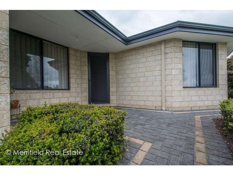 6 Pyrus Gardens, Yakamia WA 6330