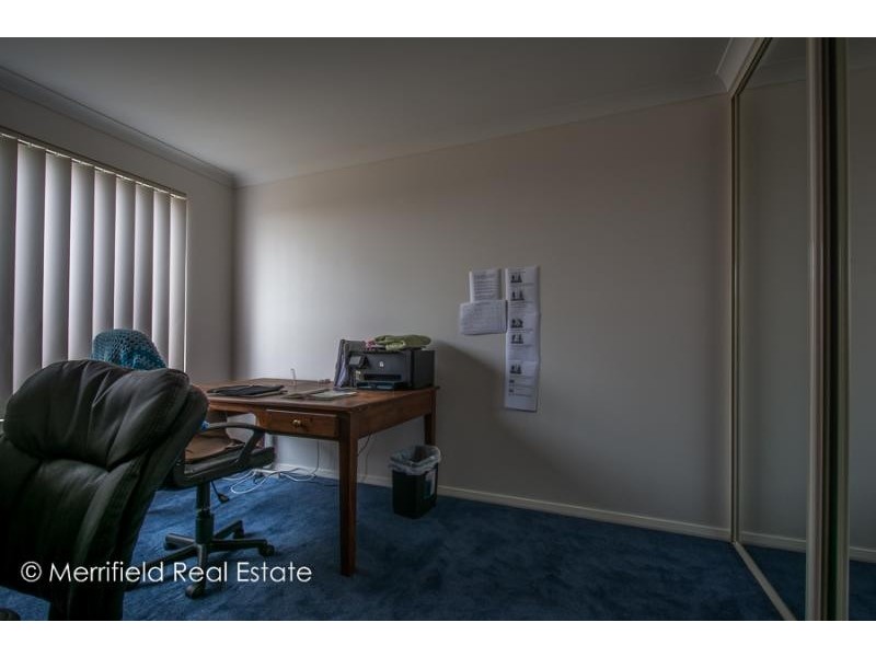 6 Pyrus Gardens, Yakamia WA 6330