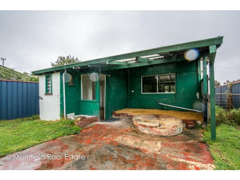 399 Albany Highway, Orana WA 6330