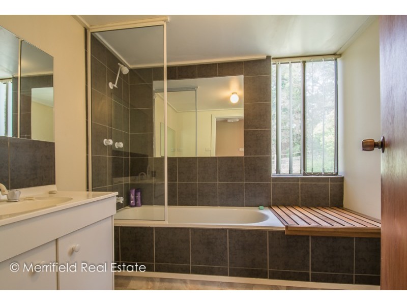 1/202 Cuming Road, Gledhow WA 6330