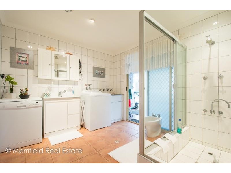 247 Siding Road, Redmond WA 6327