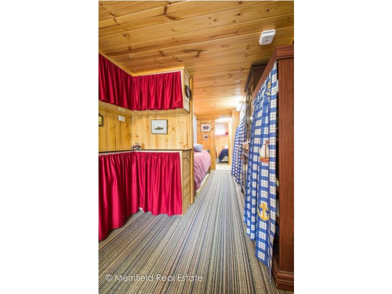 247 Siding Road, Redmond WA 6327