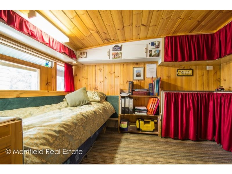 247 Siding Road, Redmond WA 6327