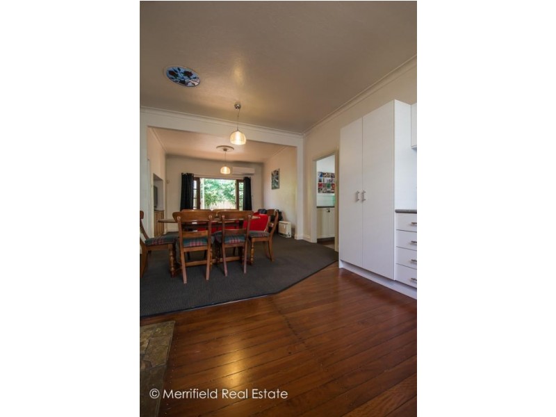 4b Bluff Street, Mira Mar WA 6330