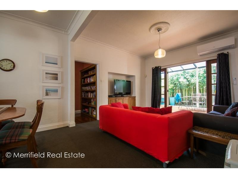 4b Bluff Street, Mira Mar WA 6330