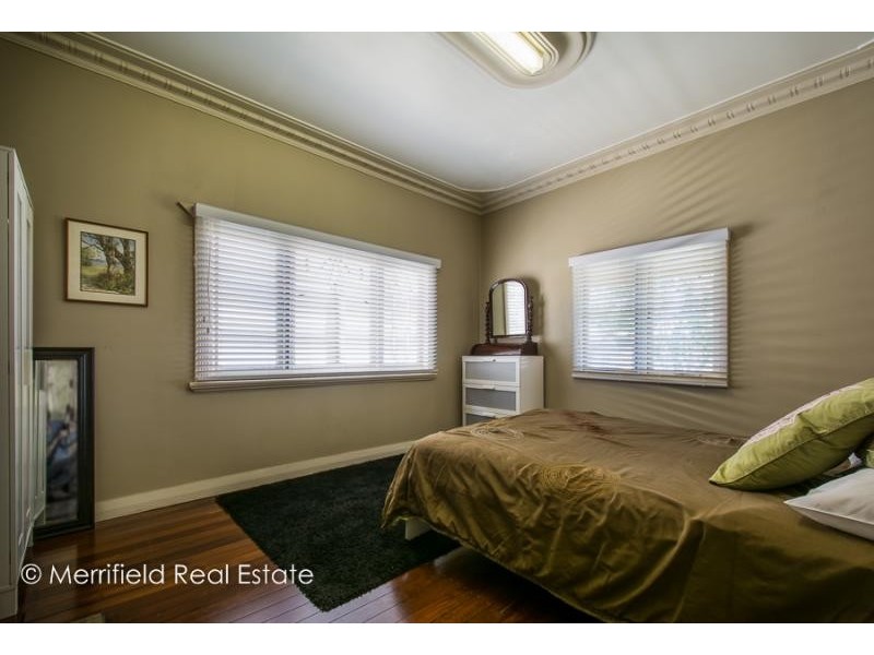 4b Bluff Street, Mira Mar WA 6330