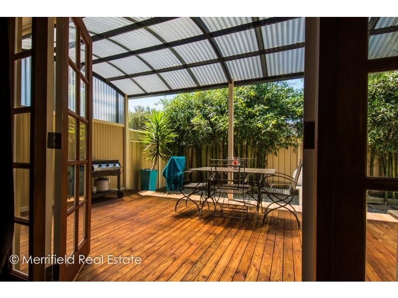 4b Bluff Street, Mira Mar WA 6330