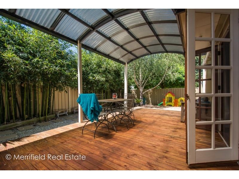 4b Bluff Street, Mira Mar WA 6330