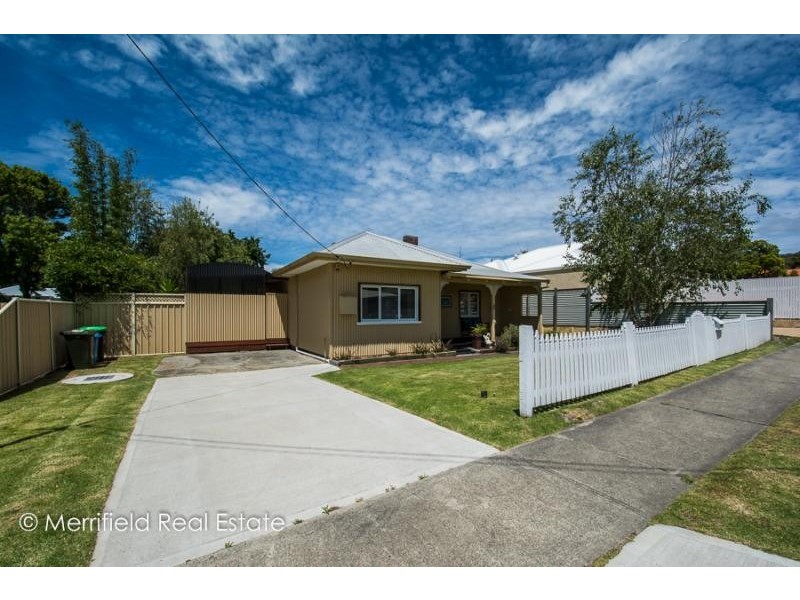 4b Bluff Street, Mira Mar WA 6330