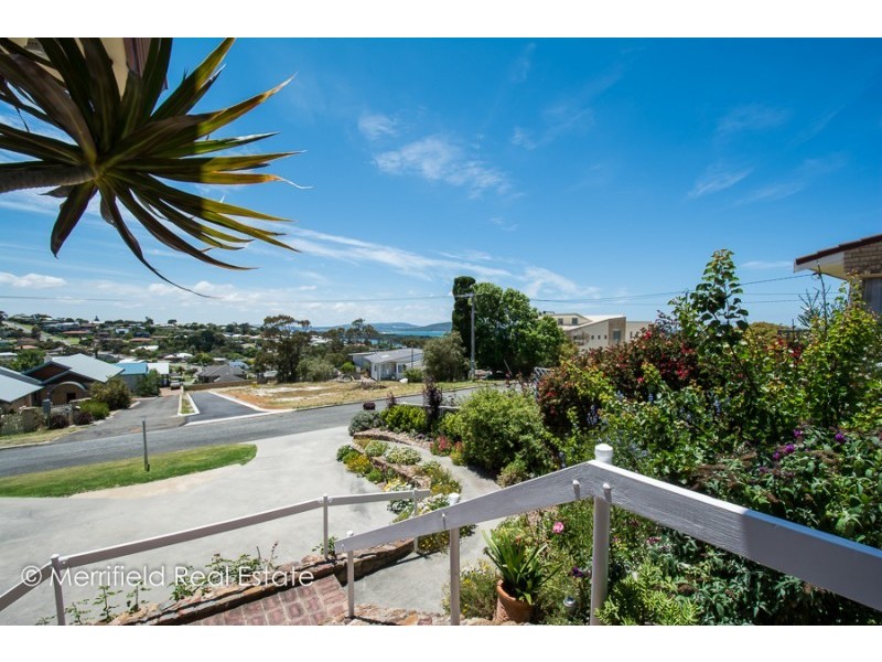 143 Hare Street, Mount Clarence WA 6330