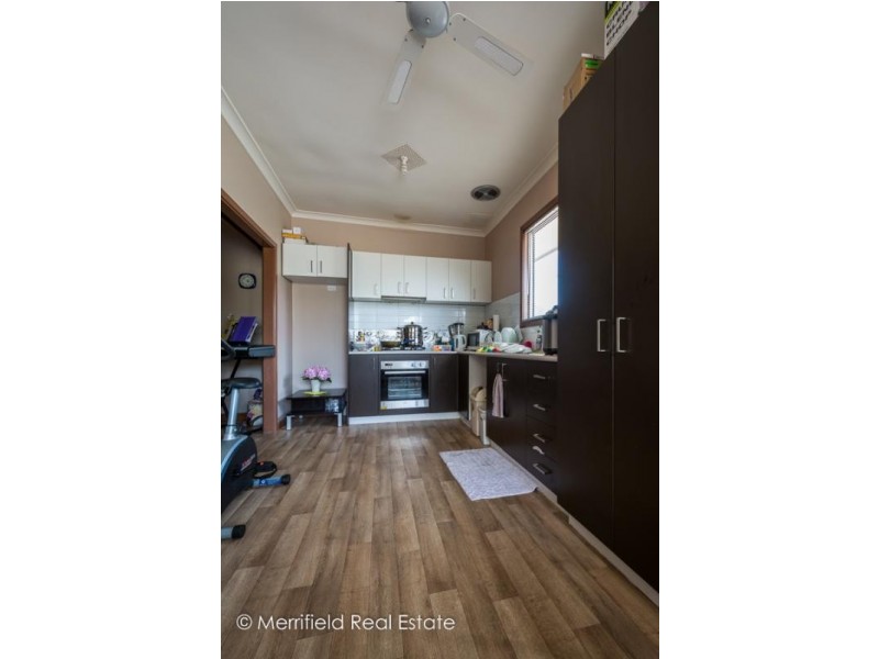 24 Angove Road, Spencer Park WA 6330