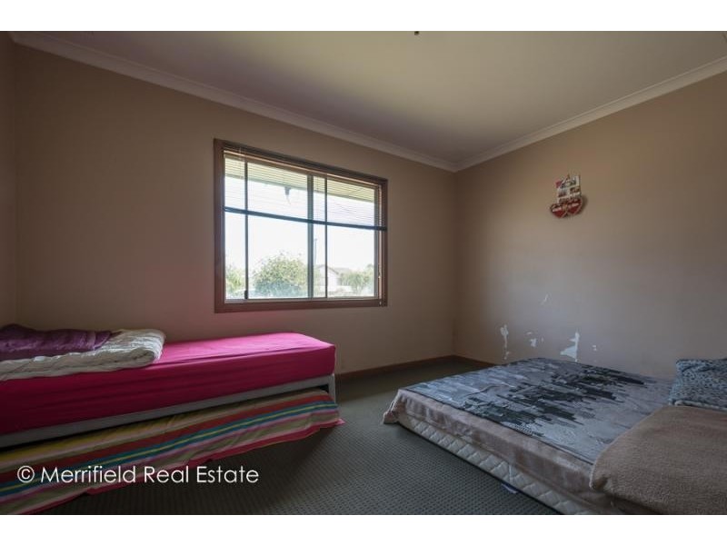 24 Angove Road, Spencer Park WA 6330