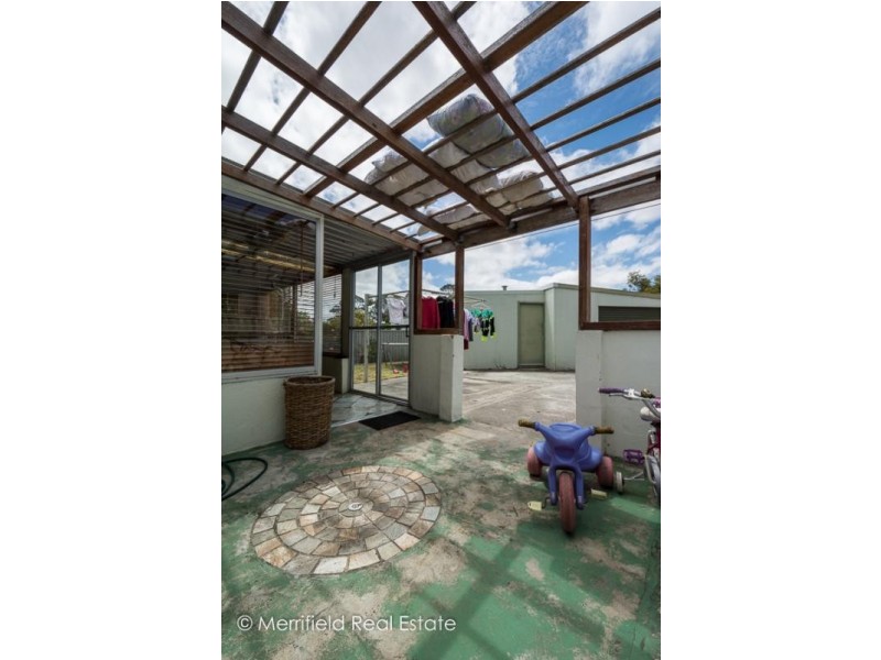 24 Angove Road, Spencer Park WA 6330