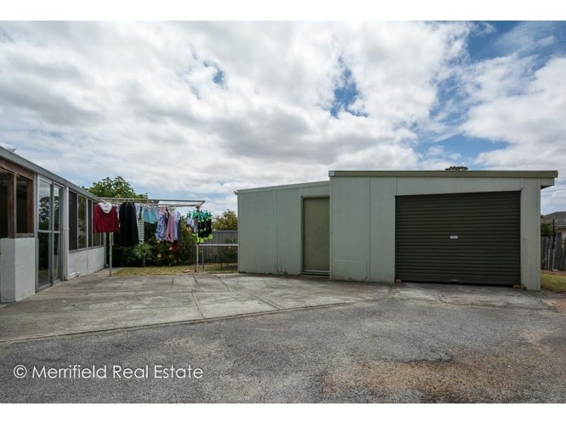 24 Angove Road, Spencer Park WA 6330