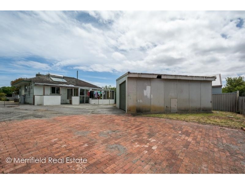 24 Angove Road, Spencer Park WA 6330