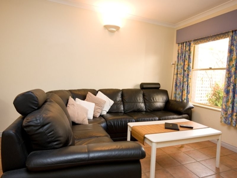 4/21 Adelaide Crescent, Middleton Beach WA 6330