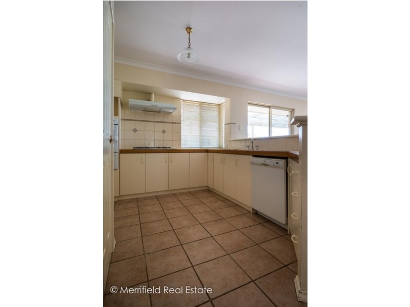 7 Deacon Crescent, Yakamia WA 6330