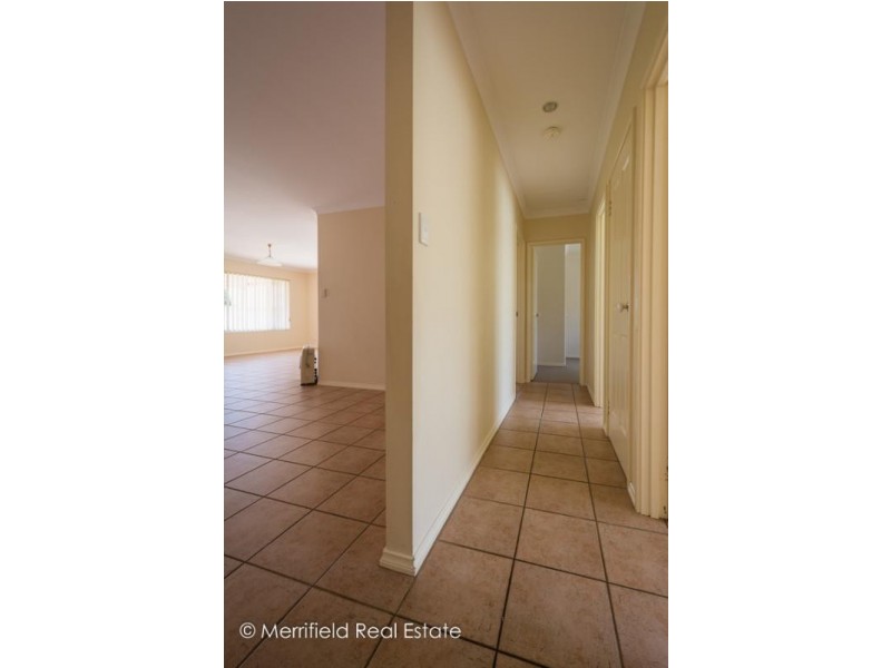 7 Deacon Crescent, Yakamia WA 6330