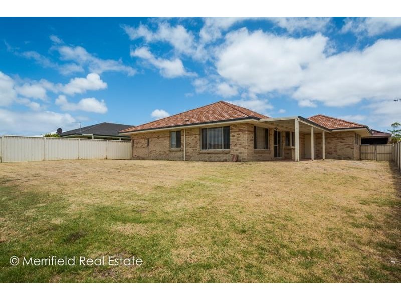 7 Deacon Crescent, Yakamia WA 6330