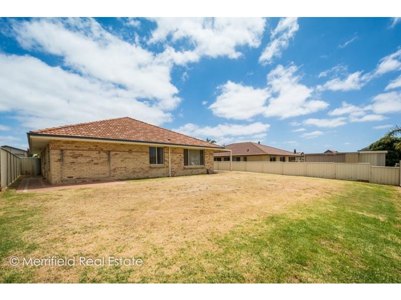 7 Deacon Crescent, Yakamia WA 6330